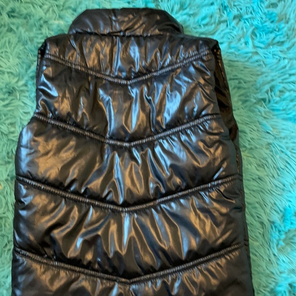 Boy’s CK Puffer Vest - Picture 2 of 3